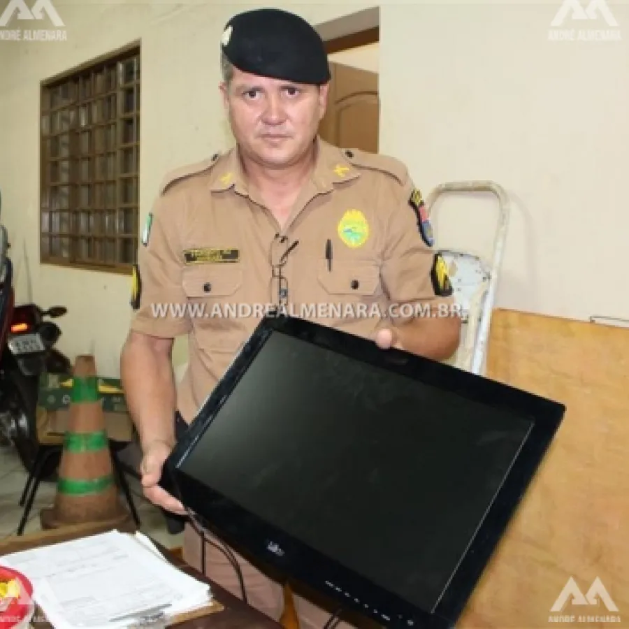 POLÍCIA MILITAR DE PAIÇANDU PRENDE ARROMBADOR DE RESIDÊNCIA E RECEPTADOR. PRODUTO FURTADO PELO LADRÃO É RECUPERADO PELA PM.