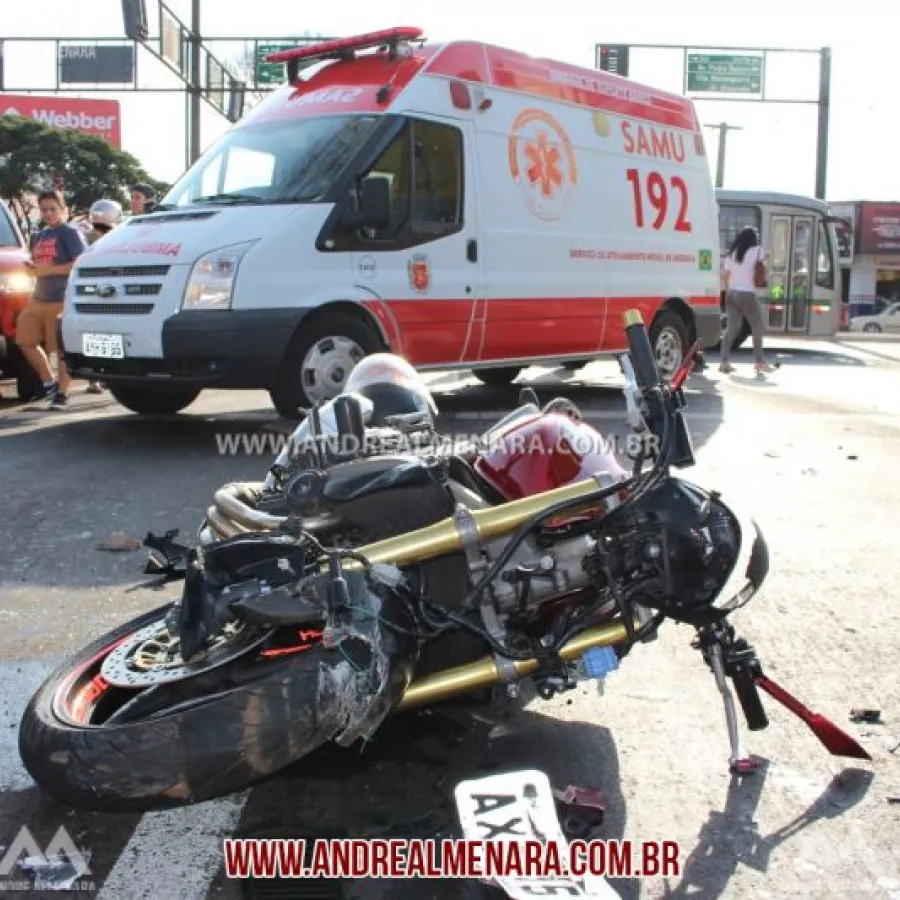 Motociclista fica gravemente ferido em acidente na Avenida Colombo em Maringá