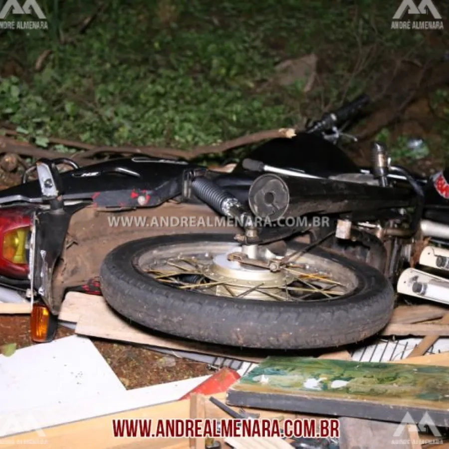 Motociclista bate em árvore e fica gravemente ferido em Maringá