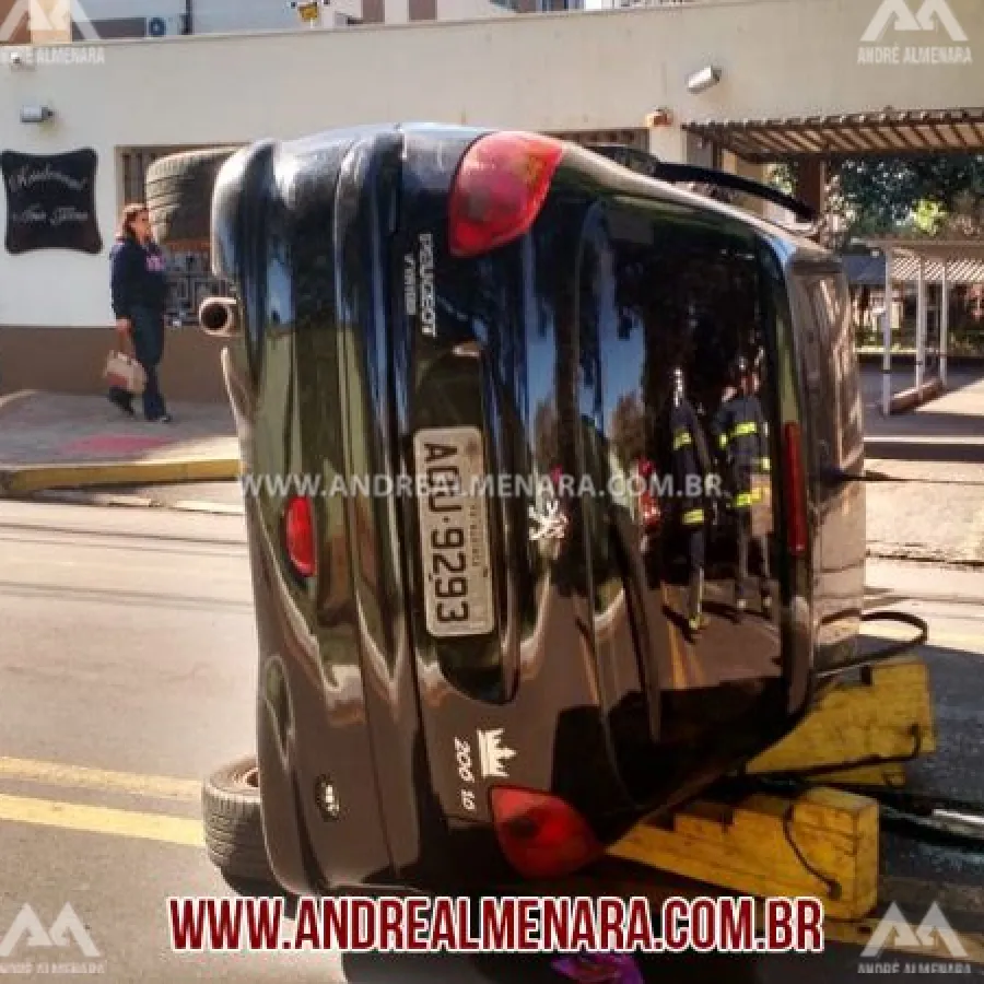 Mulher fica ferida em acidente na Vila Bosque em Maringá