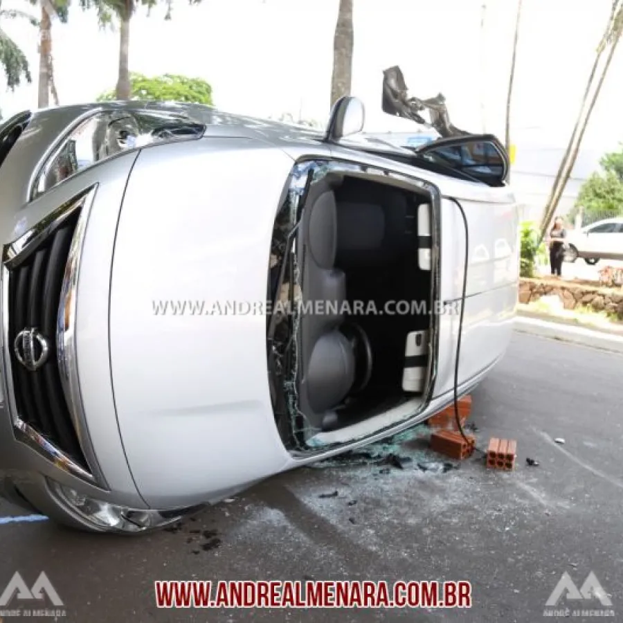 Motorista embriagado provoca acidente no centro de Maringá
