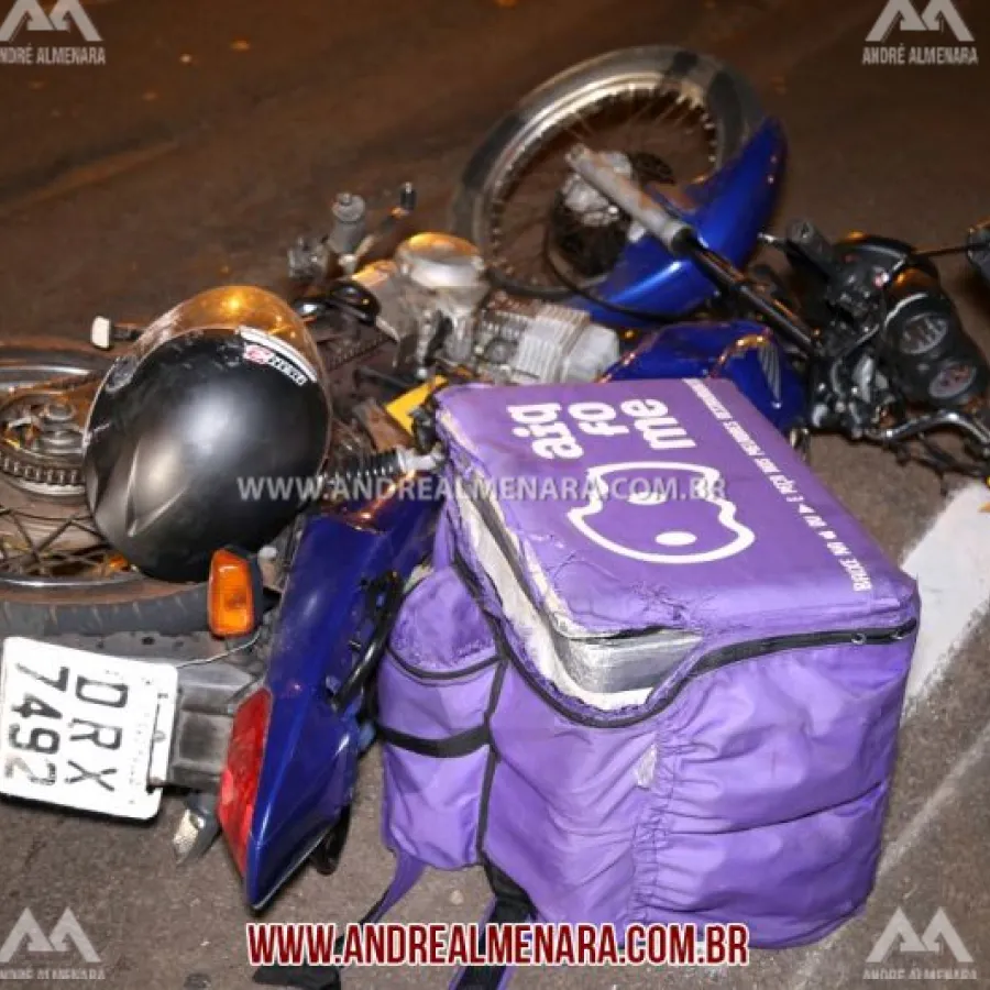 Motociclista avança semáforo vermelho e sofre acidente no centro da cidade