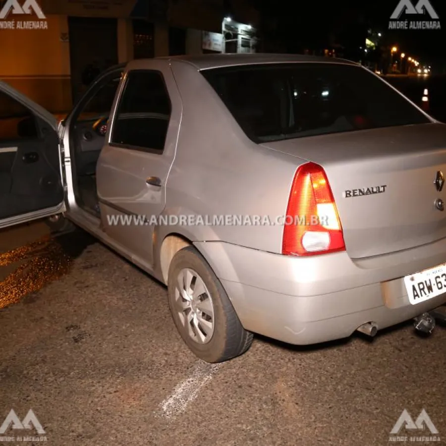 Taxista é socorrido após capotamento de veículo na avenida 19 de Dezembro