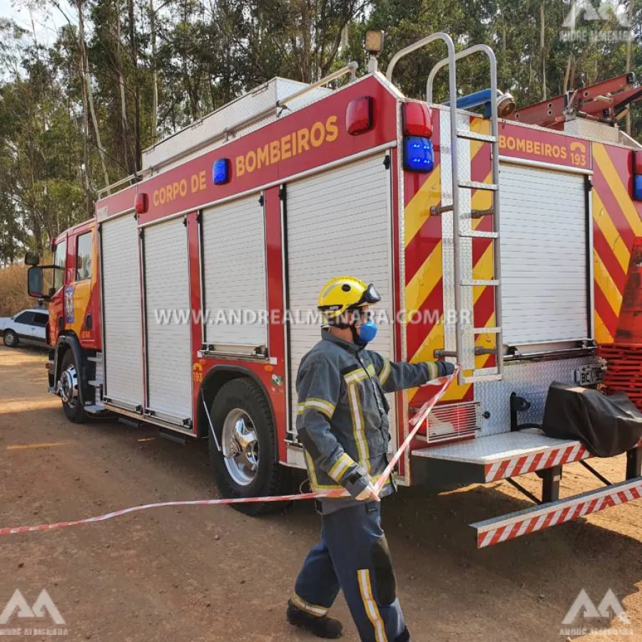 Duas crianças ficam feridas após veículo capotar em Mandaguaçu