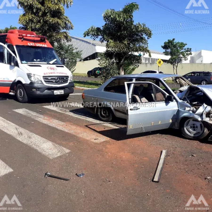 Quatro pessoas ficam feridas em acidente na Avenida das Palmeiras em Maringá
