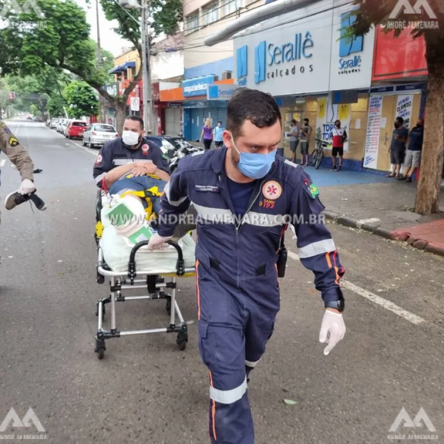 Motoboy fica ferido ao bater de frente com outra moto na Avenida Brasil