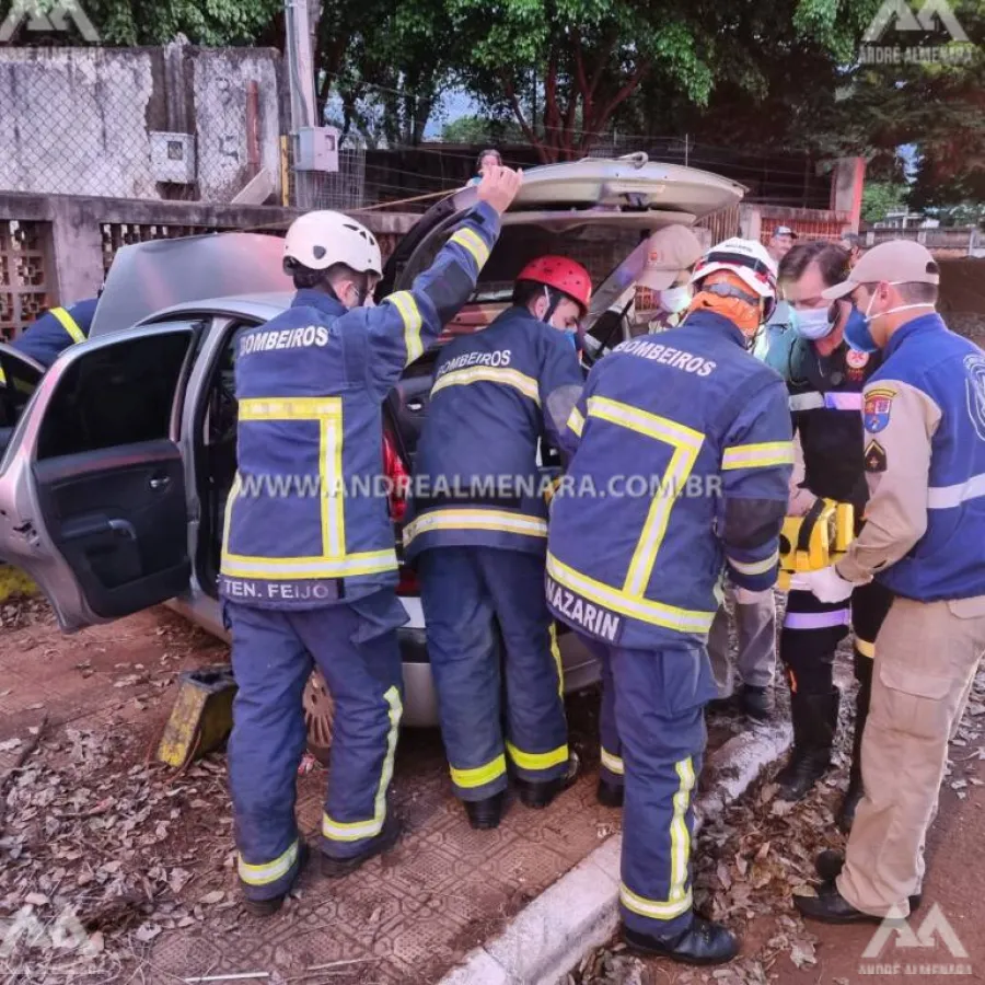 Socorristas localizam pistola durante resgate de vítima de acidente em Maringá
