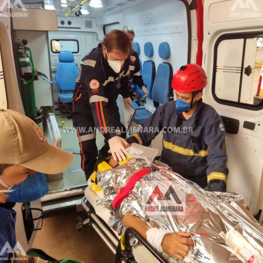 Socorristas localizam pistola durante resgate de vítima de acidente em Maringá