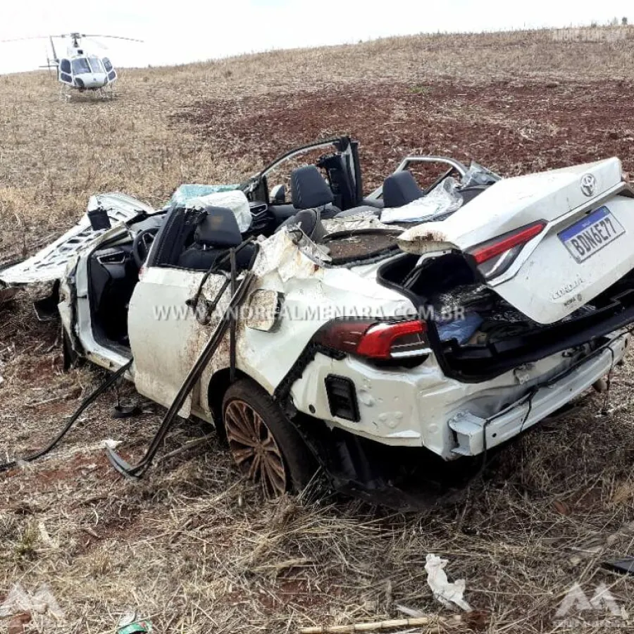 Caminhão tomba na rodovia BR-376 em Sarandi