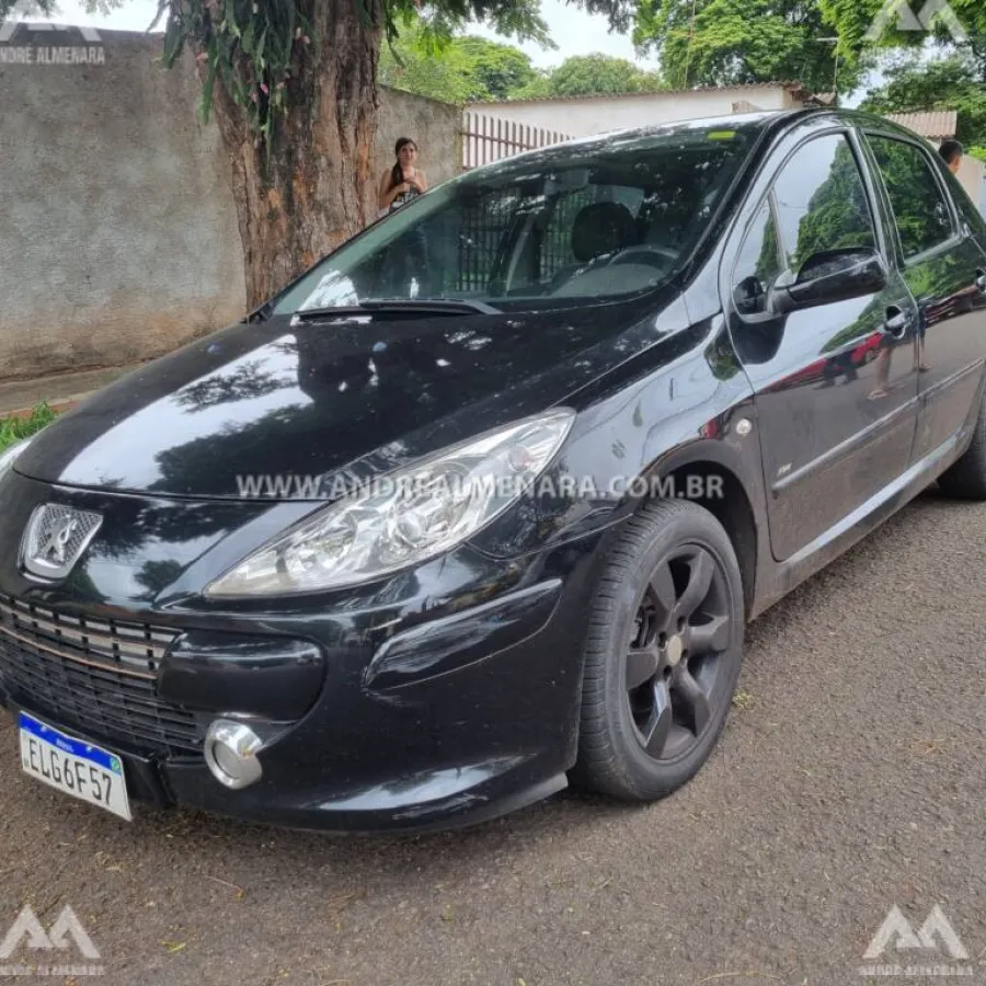 Carro de frentista que estava desaparecido é localizado abandonado em Maringá