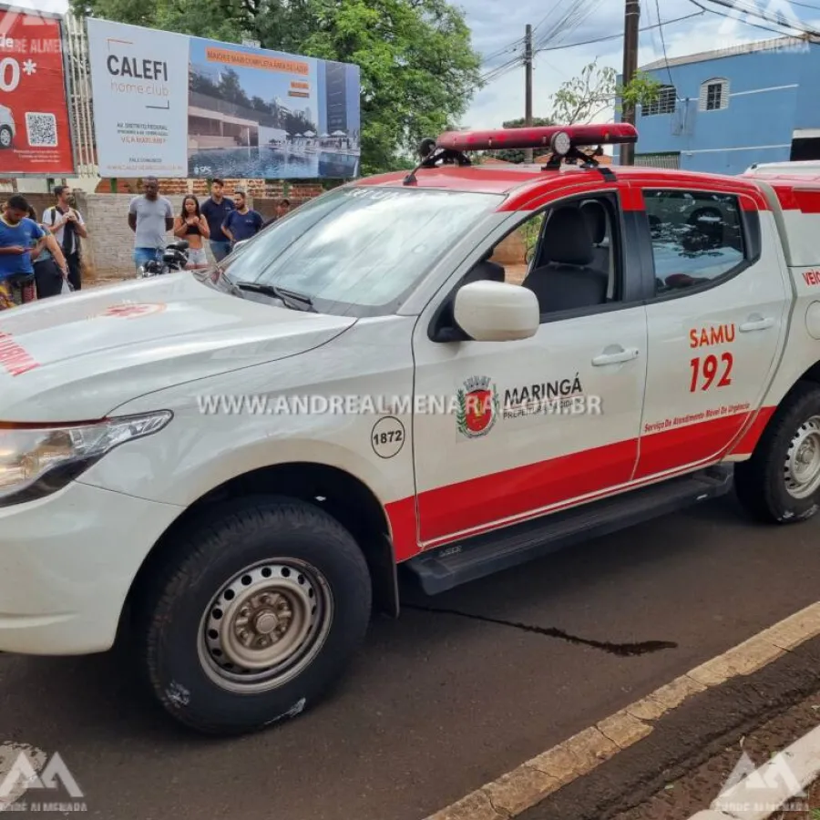 Criança sofre lesão gravíssima em perna após ser atropelada por moto na faixa de pedestre