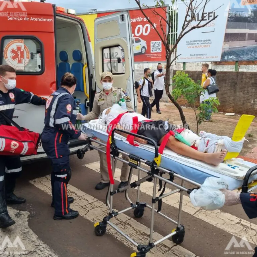 Criança sofre lesão gravíssima em perna após ser atropelada por moto na faixa de pedestre