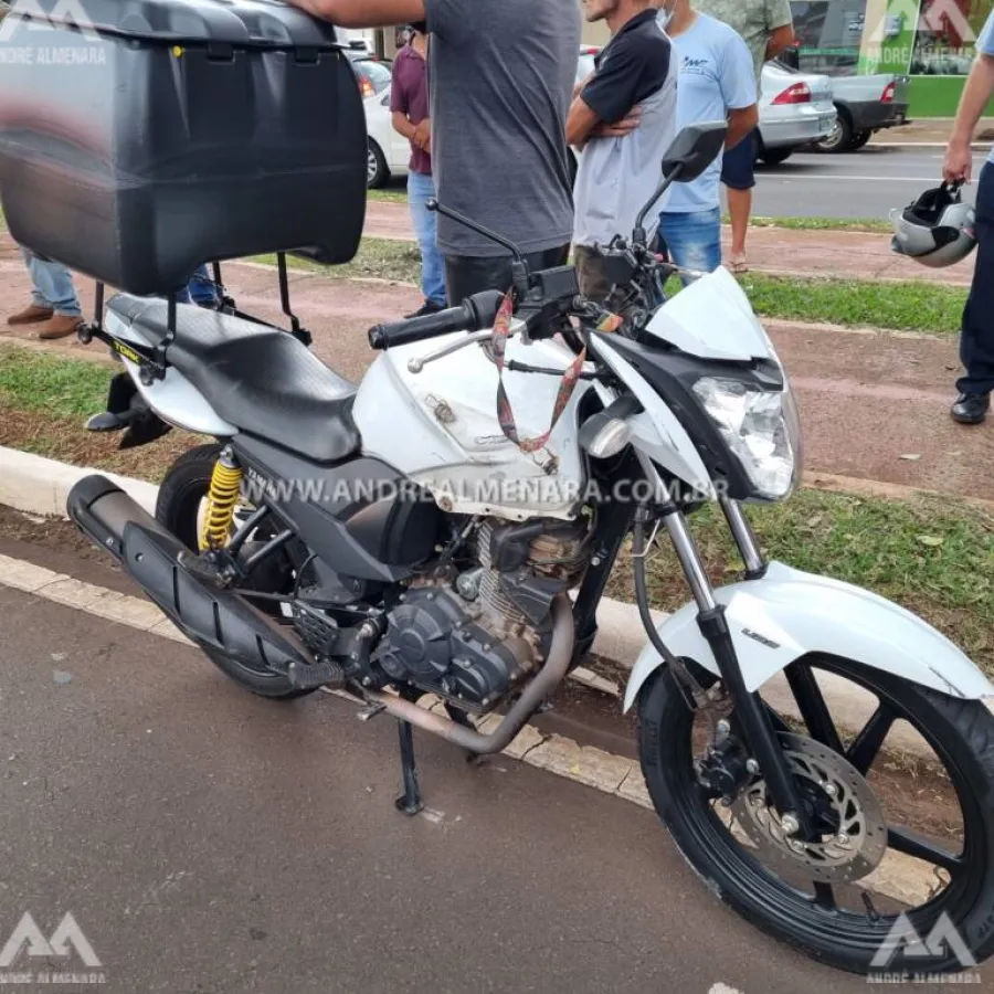 Criança sofre lesão gravíssima em perna após ser atropelada por moto na faixa de pedestre