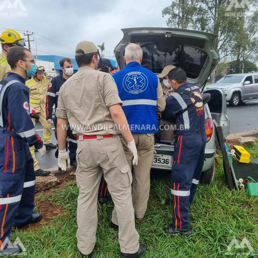 Mulher fica ferida em acidente na rodovia PR-317 em Maringá