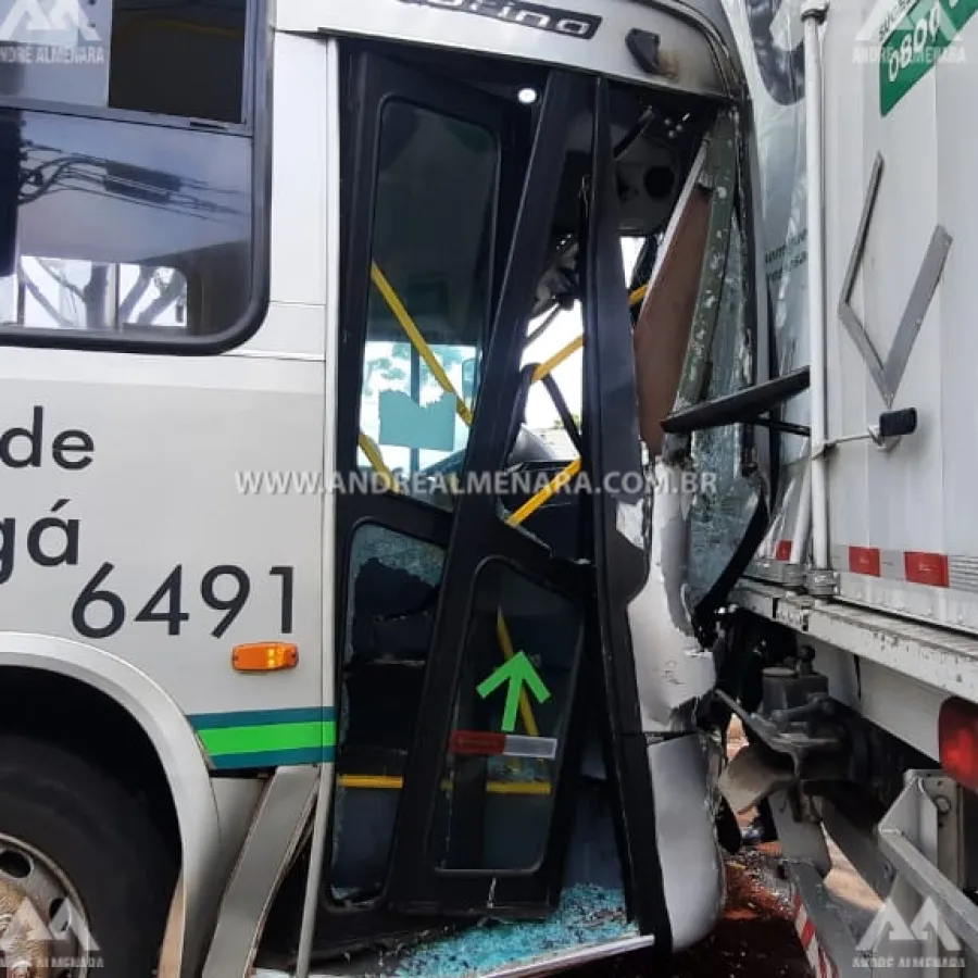 Acidente envolvendo ônibus do transporte coletivo deixa 7 feridos em Maringá