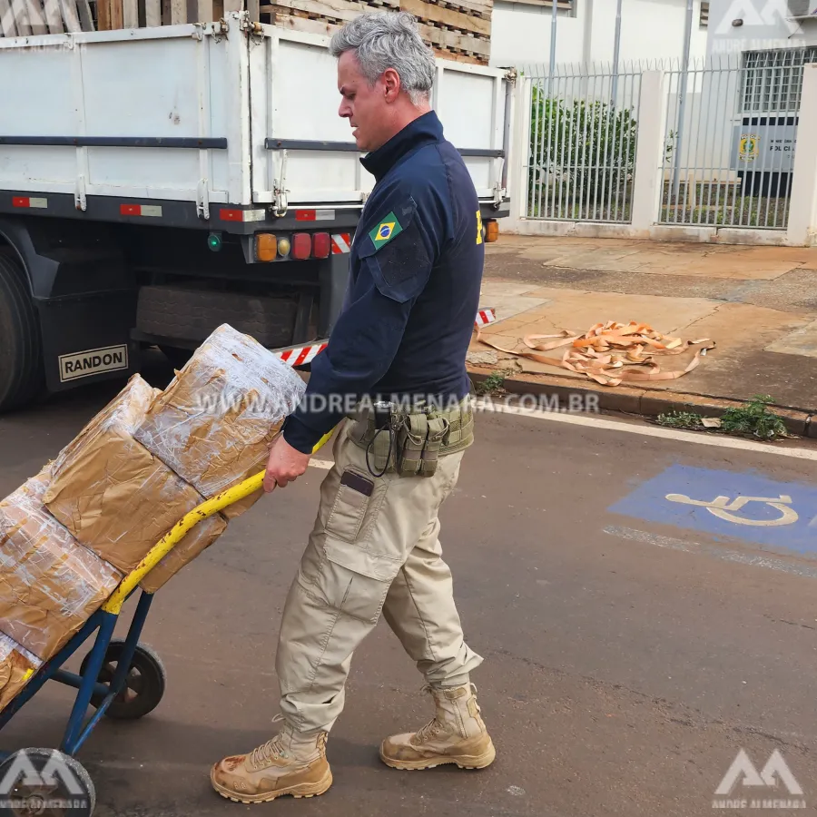 Polícia Rodoviária Federal apreende mais de 1 tonelada de maconha em Maringá