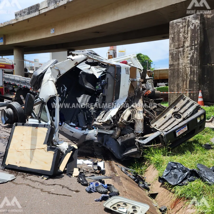 Motorista de caminhão sofre acidente impressionante em Maringá