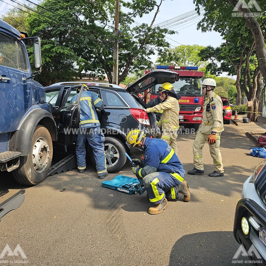Motorista fica ferido ao sofrer acidente após invadir preferencial no Conjunto Patrícia