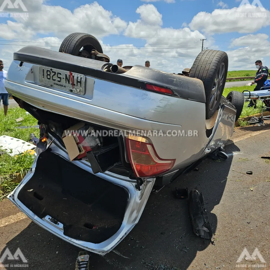 Motorista fica gravemente ferido ao capotar carro na rodovia BR-376 