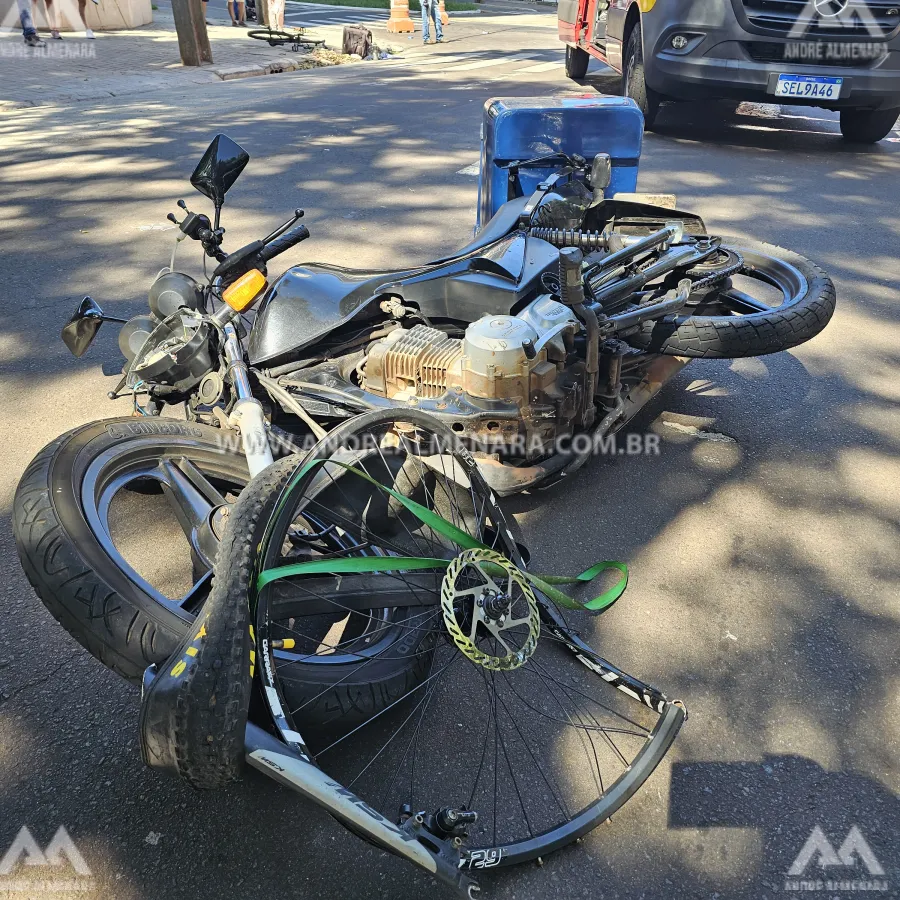 Dois homens ficam gravemente feridos após batida entre bicicleta e moto na Vila Operária