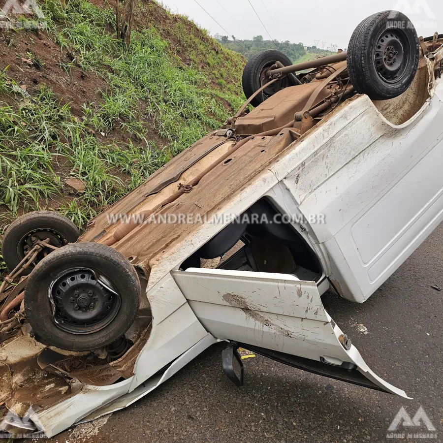 Carro na contramão provoca capotamentos no Contorno Sul