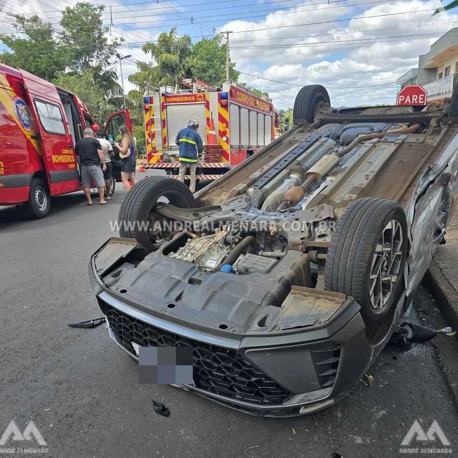 Acidente entre dois carros deixa feridos no Jardim Brasil