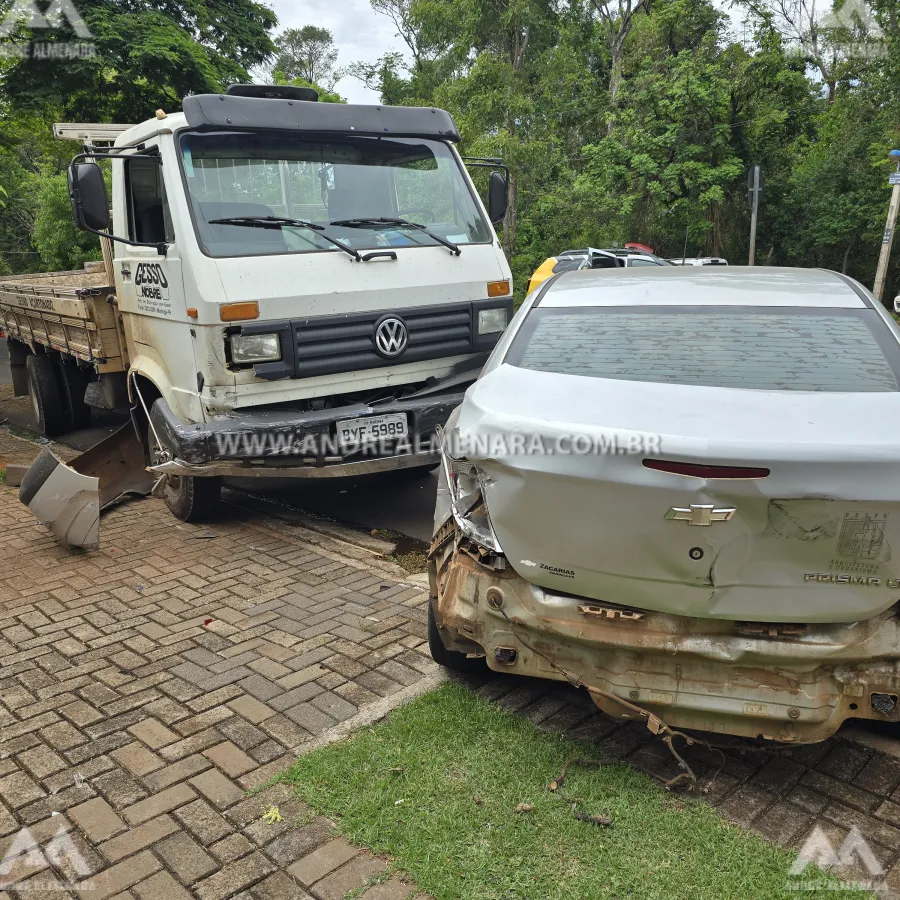 Mulher invade preferencial e causa grande destruição em avenida de Maringá