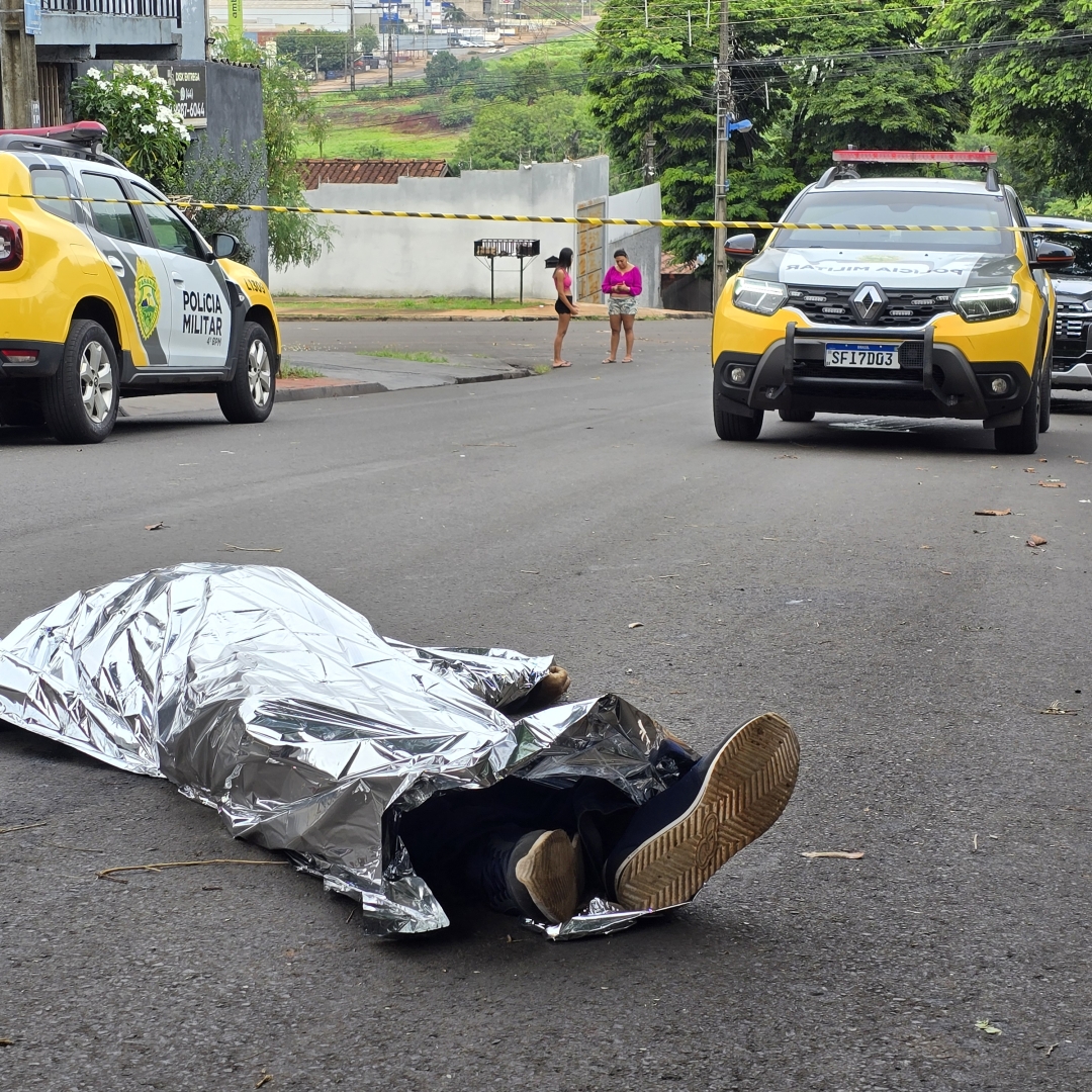 Dois homens são mortos com golpes de faca em Maringá