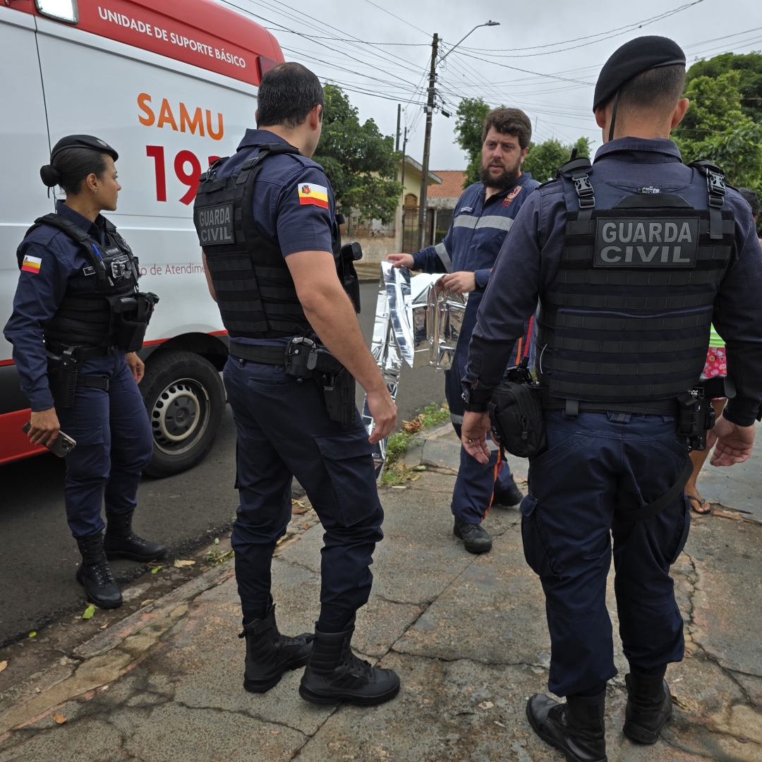 Rapaz de 27 anos é ferido por vários golpes de faca em Maringá