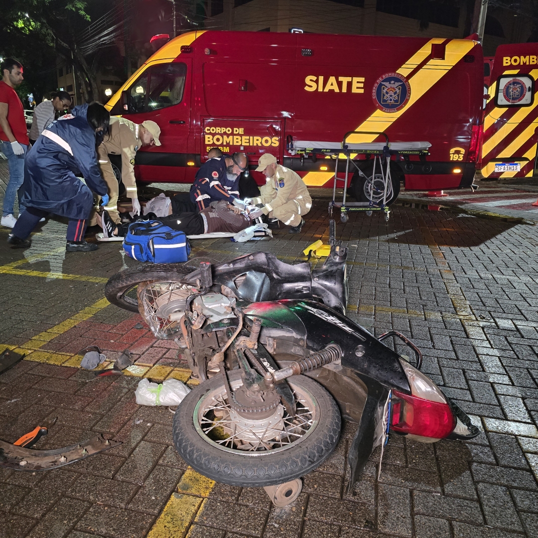 Dois rapazes sofrem acidente grave na Avenida Pedro Taques com Horácio Raccanello 