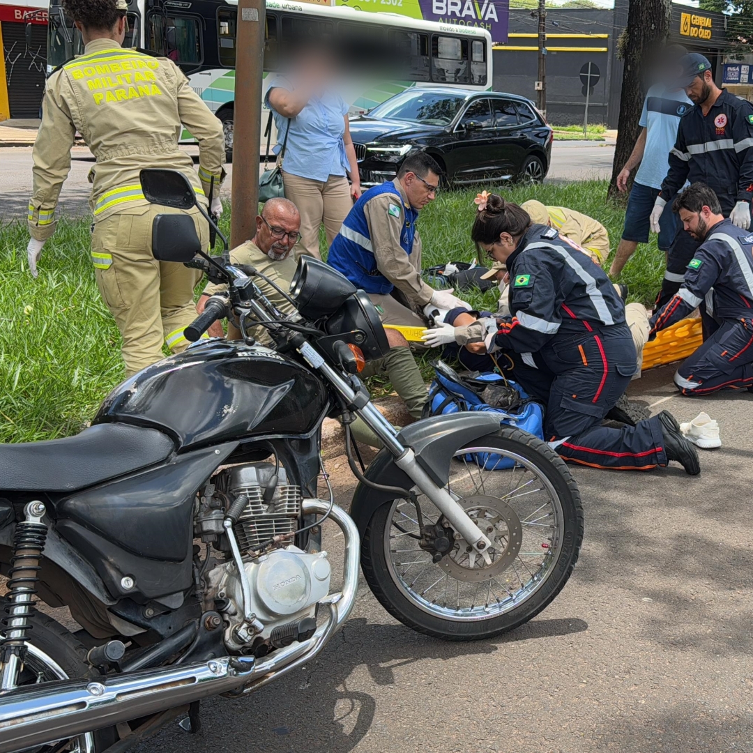 Mulher de 64 anos sofre acidente grave na Avenida Colombo