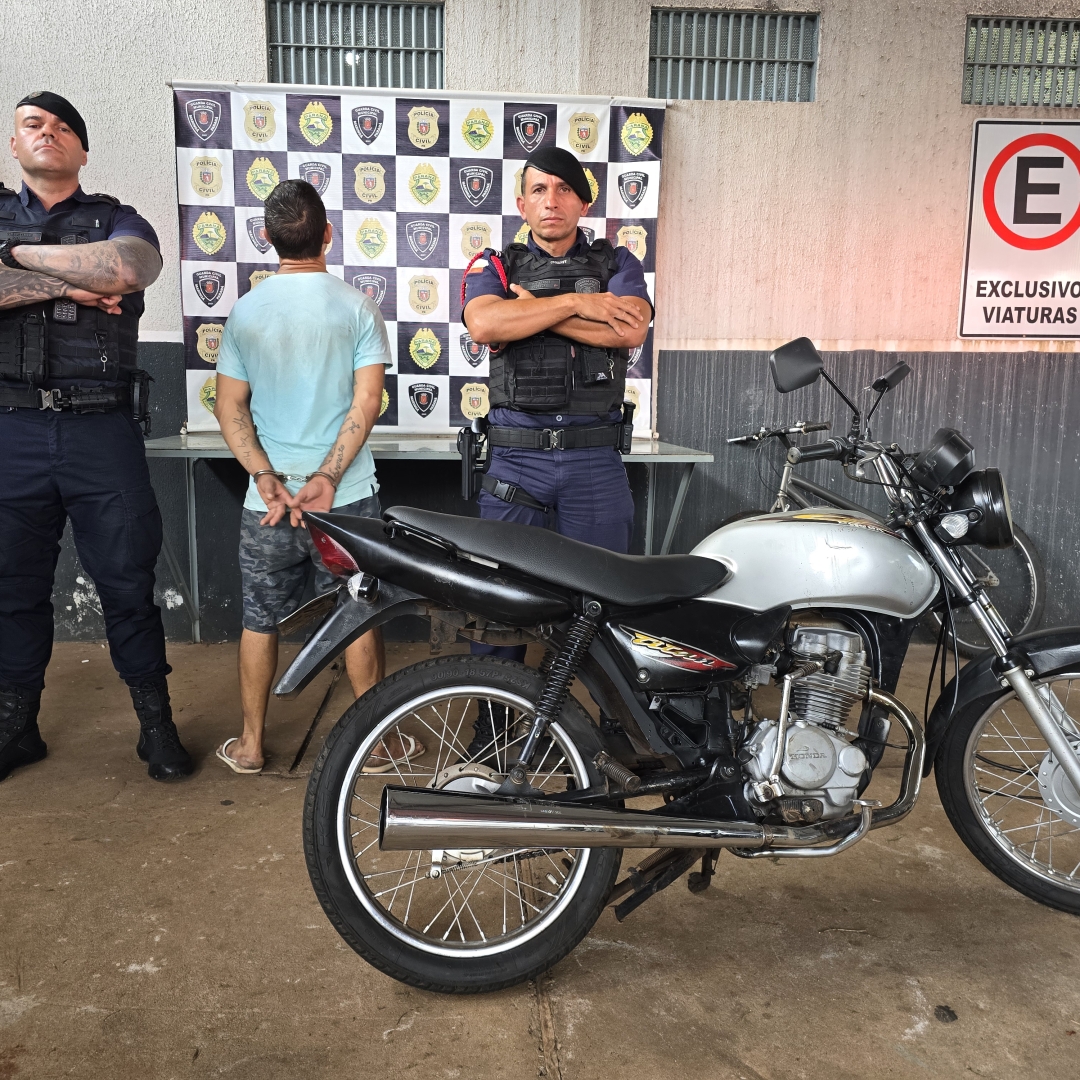 Homem com diversas passagens pela polícia é preso após empreender fuga com moto irregular