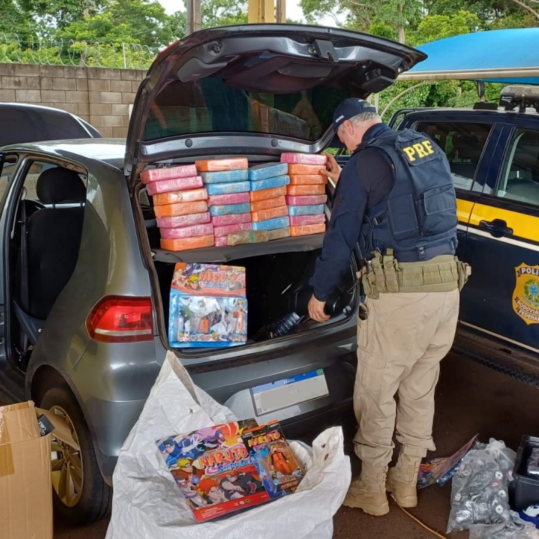 Polícia Rodoviária Federal apreende 40 quilos de cocaína em Mandaguari