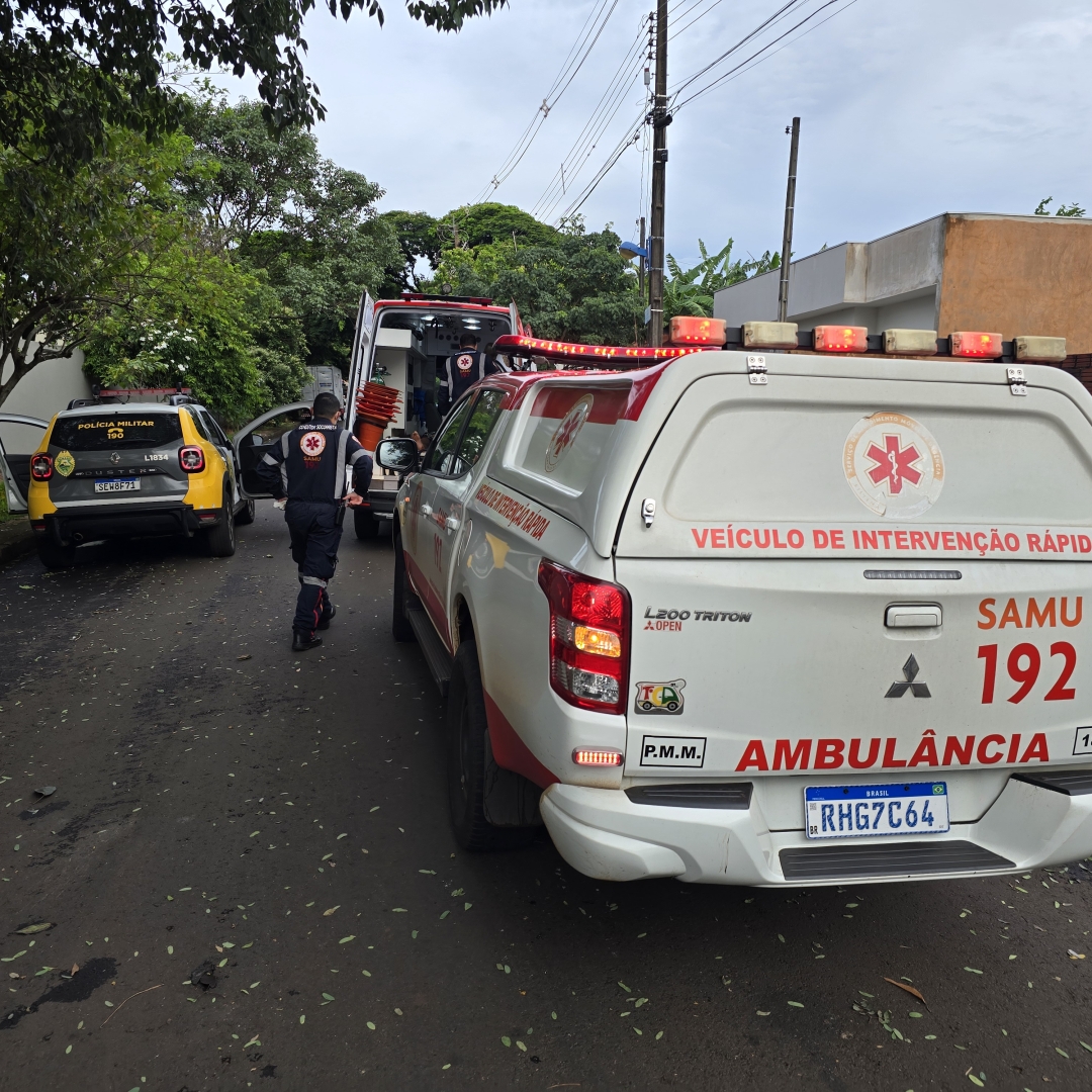 Dois homens ficam feridos após uma briga por causa de drogas