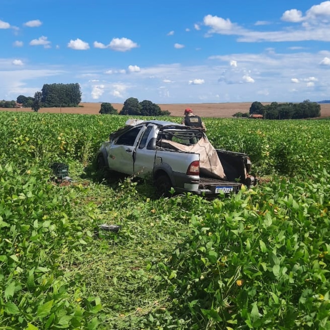 Morador de São Jorge do Ivaí morre ao capotar veículo na rodovia PR-552