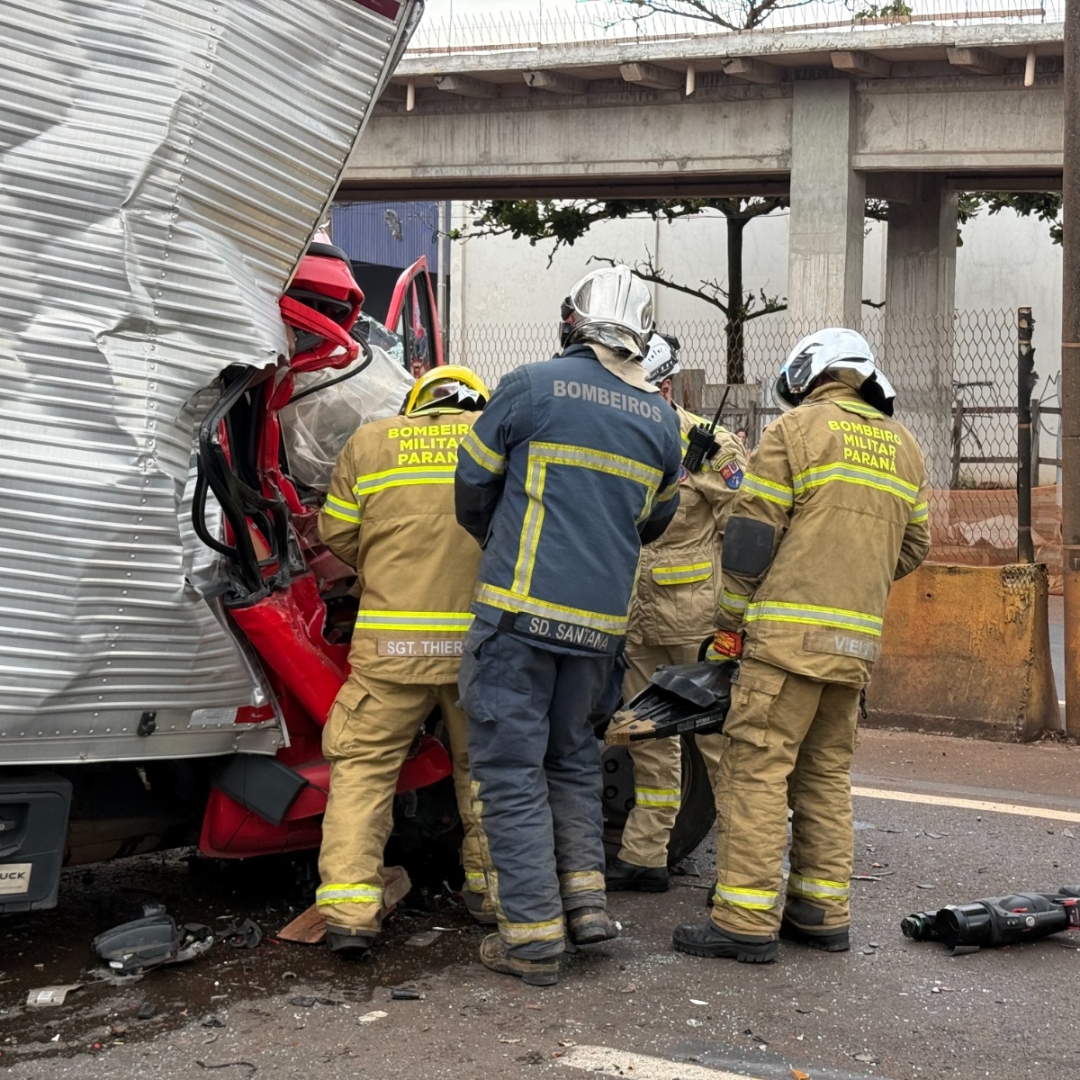 Motorista de carreta provoca acidente gravíssimo na rodovia de Sarandi