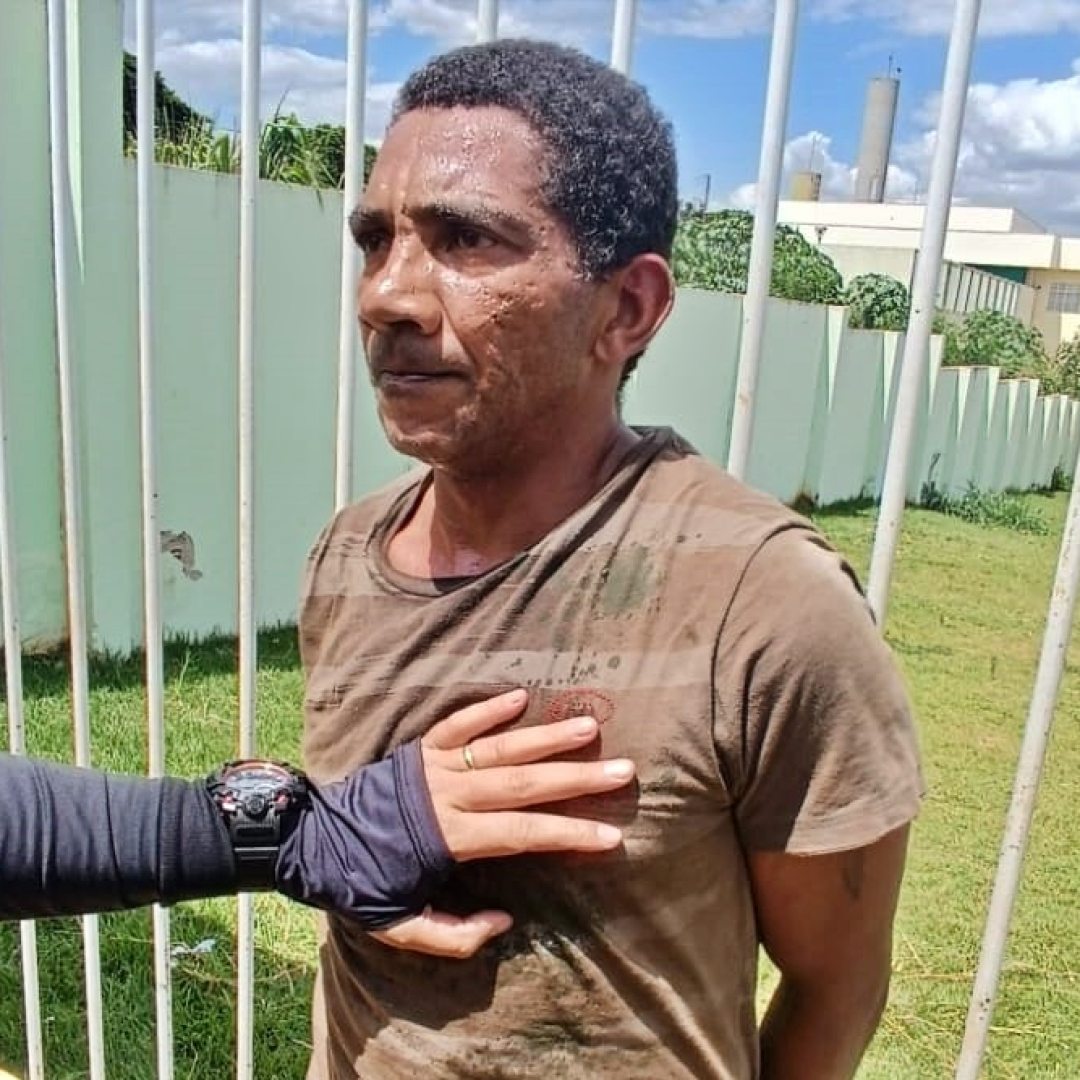 Ladrão é preso após invadir escola municipal e furtar quilos de frango e litros de leite