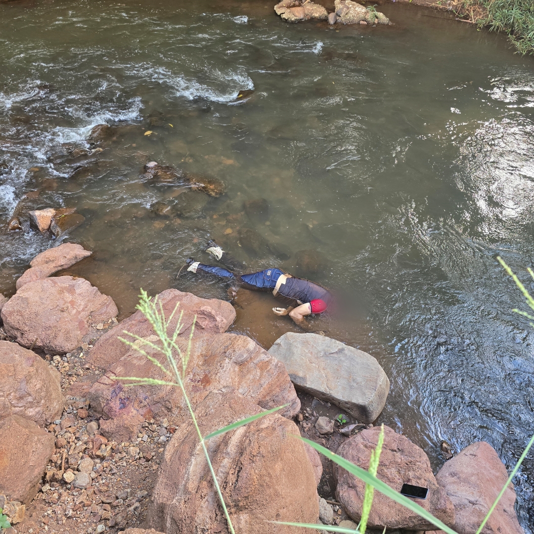 Corpo de homem é encontrado em córrego na região de Floresta