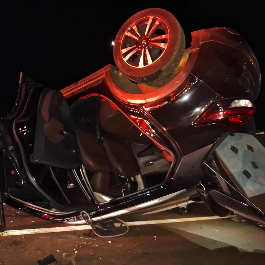 Mulher é socorrida ao sofrer acidente na rodovia PR-317