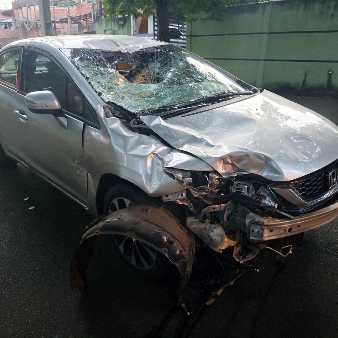 Motociclista que sofreu acidente ao fugir de viatura da PM morre no hospital