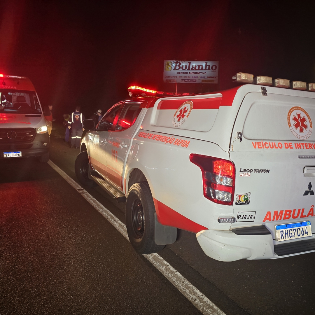 Homem se fere gravemente ao ser atropelado por carro na rodovia