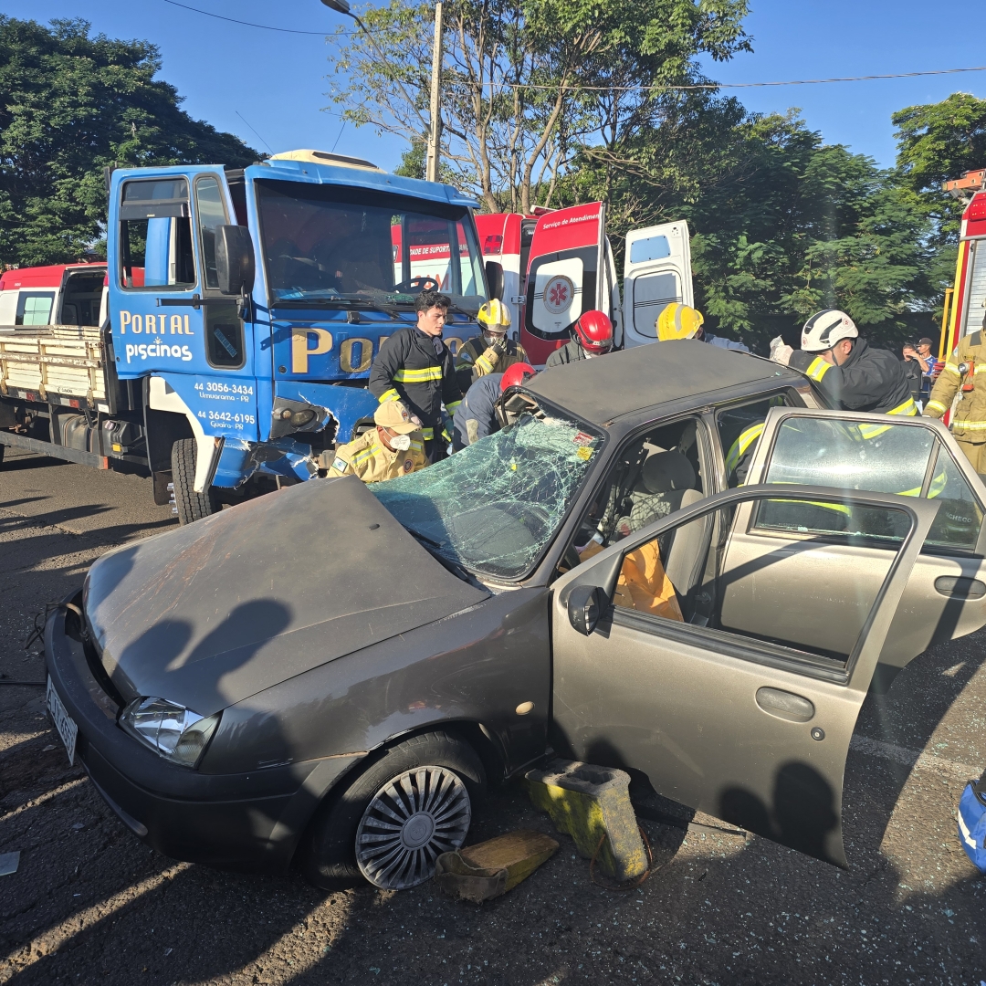 Mulher que morreu em acidente no Contorno Sul é identificada