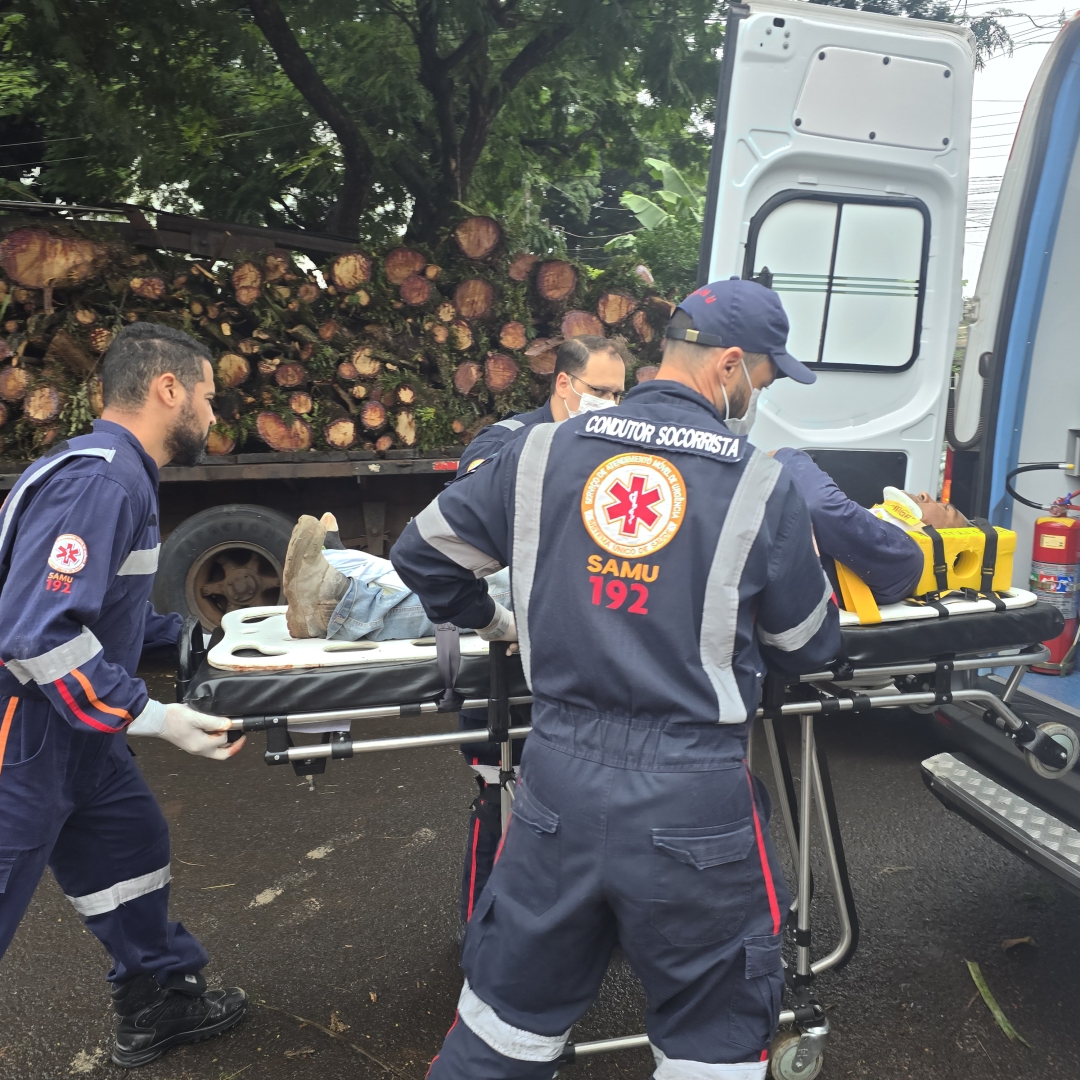 Trabalhador sofre fratura exposta ao cair de andaime