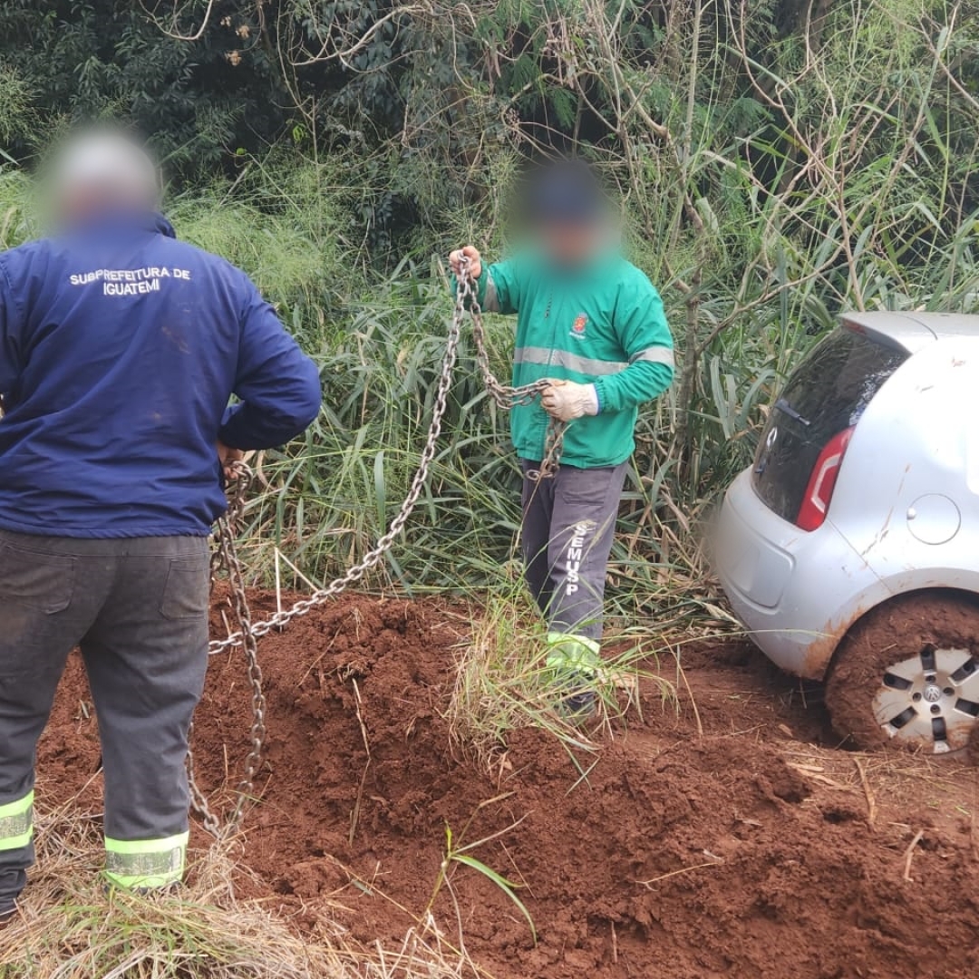 Carro de motorista de aplicativo que foi tomado de assalto é localizado