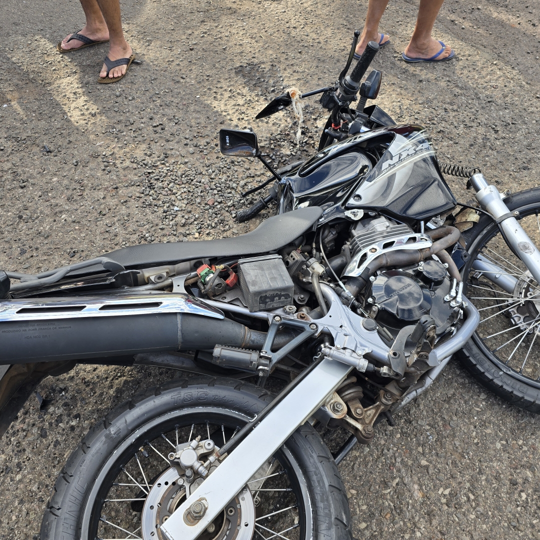 Homem de 55 anos que sofreu acidente de moto no domingo morre no hospital