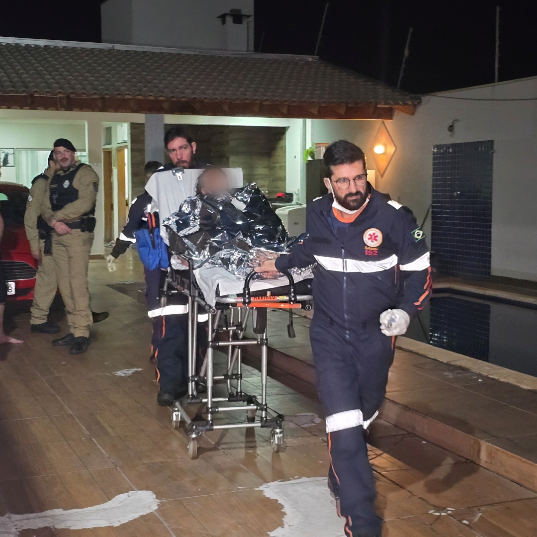 Homem com mandado de prisão é preso em flagrante por colocar fogo no corpo da esposa