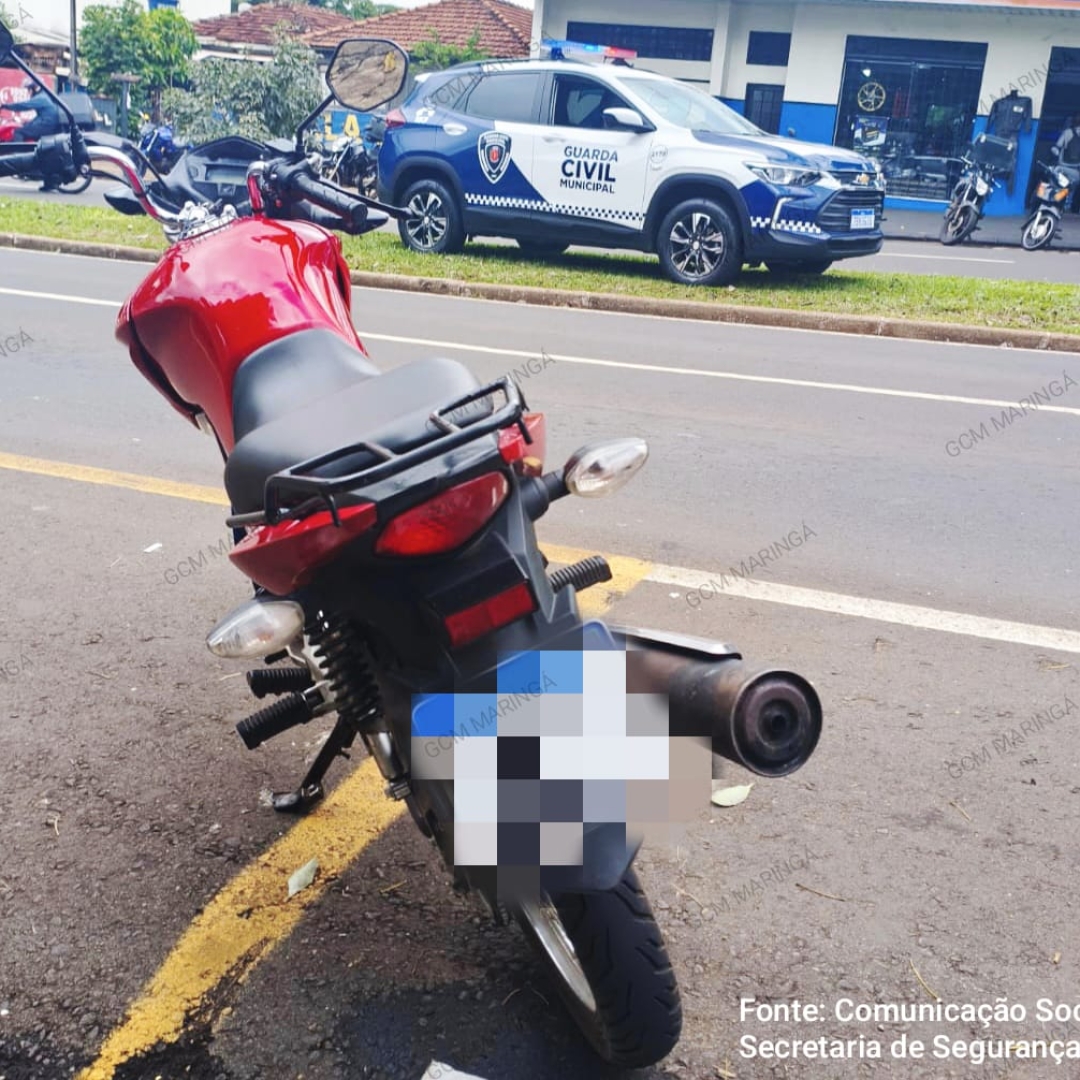 Motocicleta furtada há 7 anos é localizada em Maringá