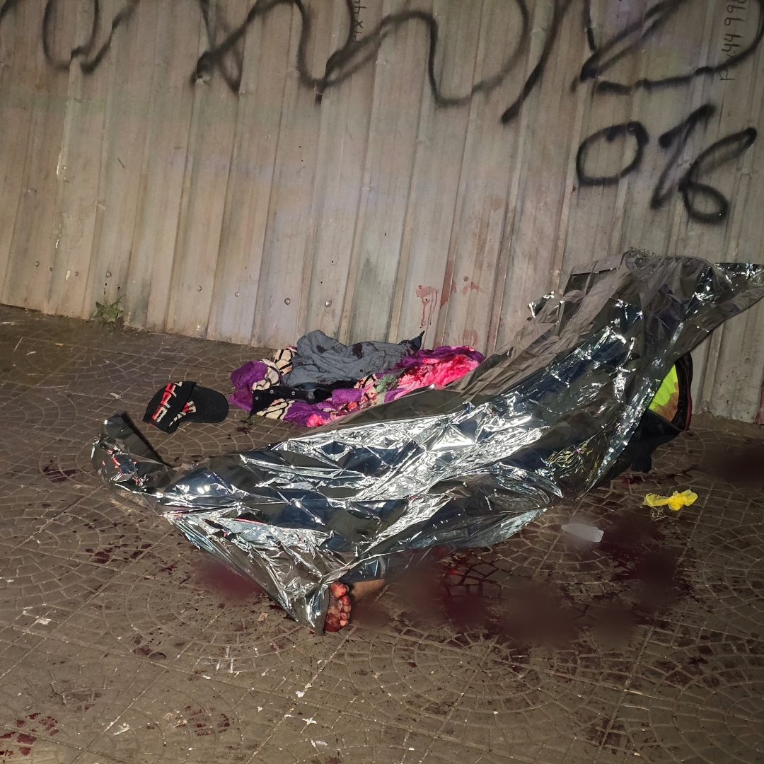 Homem é assassinado a facadas no centro de Maringá
