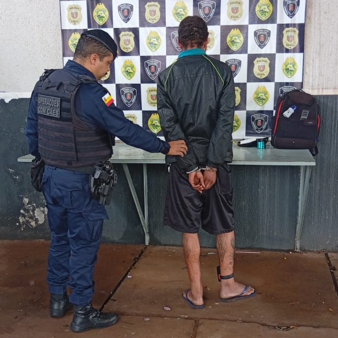 Morador de rua morto no centro de Maringá foi preso no início da semana com crack