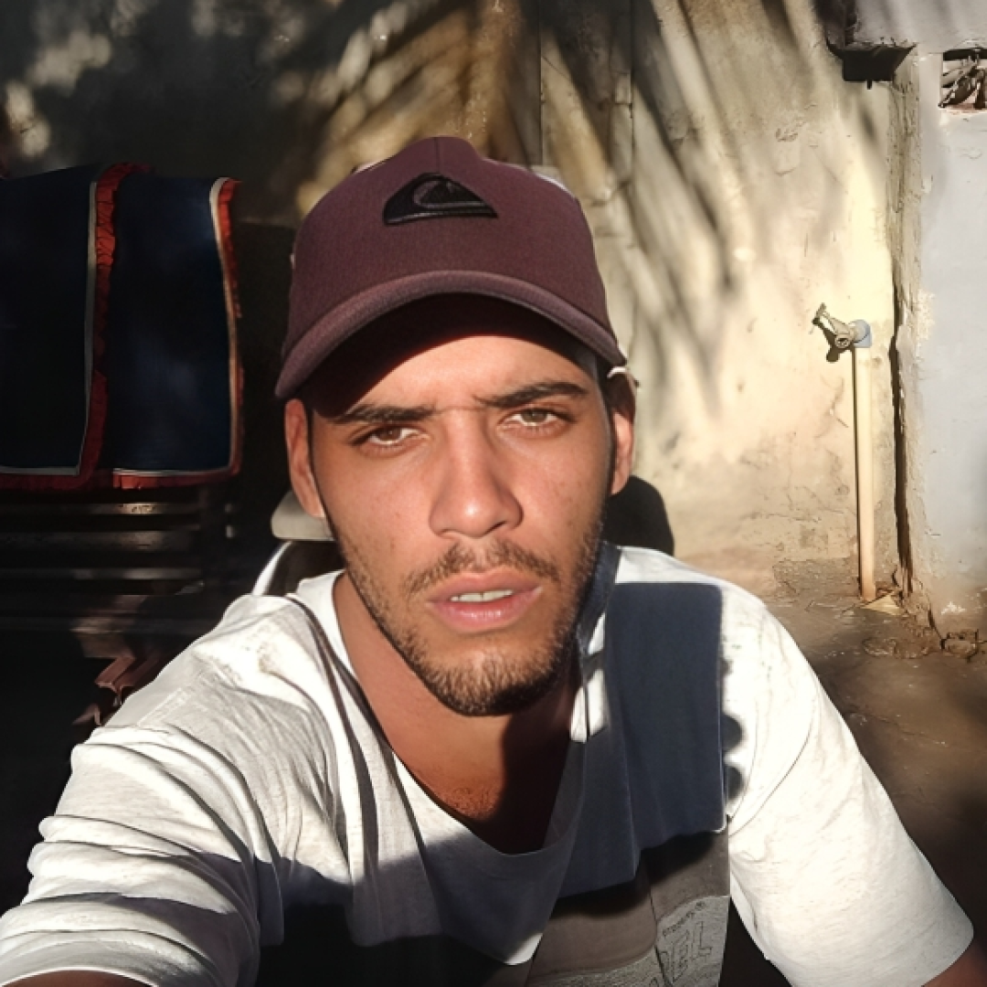 Rapaz baleado por policiais militares durante tentativa de abordagem morre no hospital